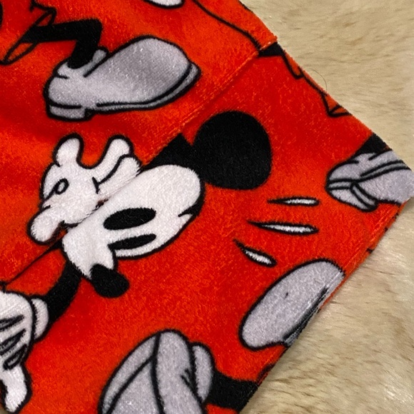 Disney woman’s sleepwear pajama - Picture 4 of 9